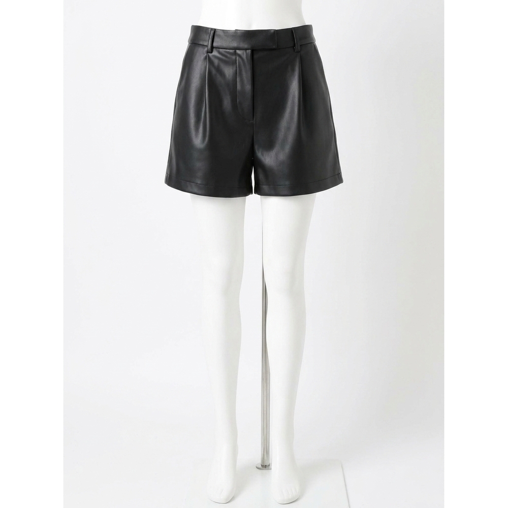 NEW STEVE MADDEN imelda shorts in black